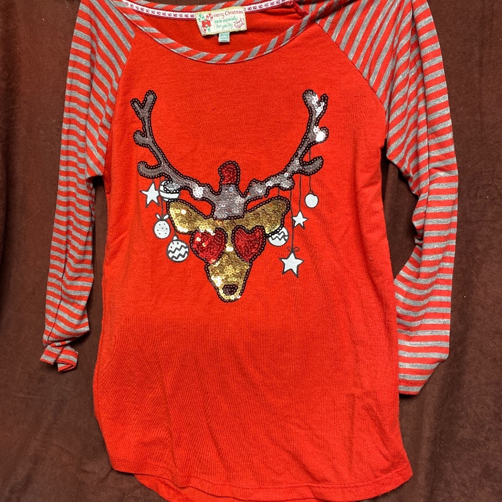 Girls10/12 Christmas shirt